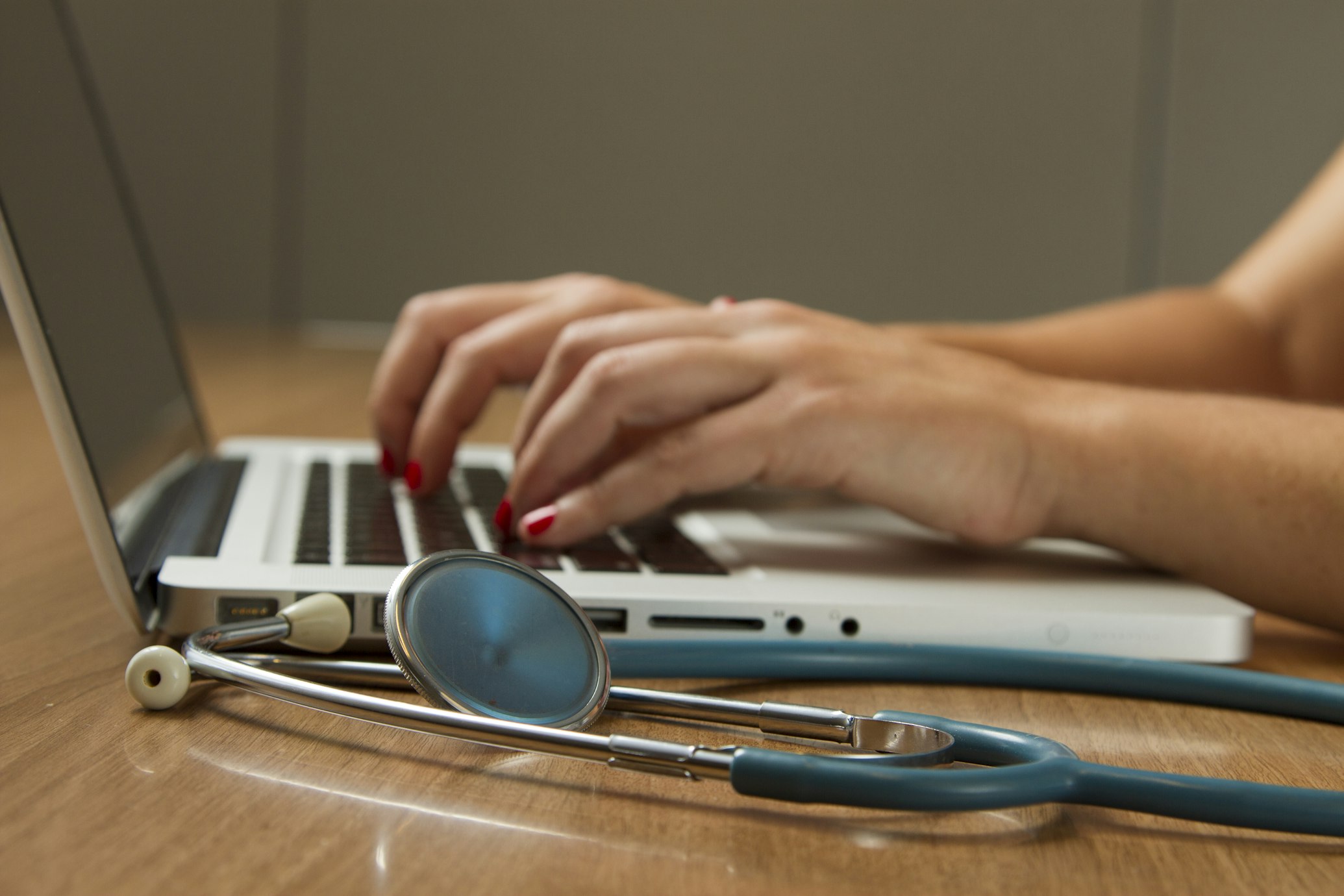 Healthcare Provider Improves Patient Experience with WhatsApp Automation